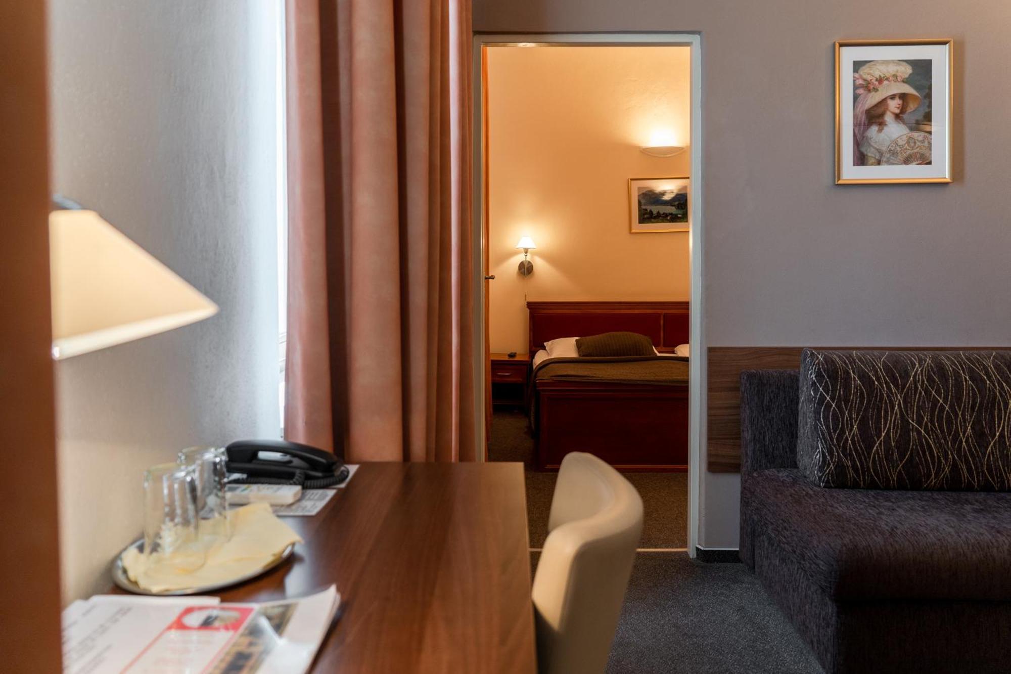 Hotel Grand Uherske Hradiste Exterior photo